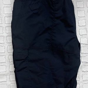 Woman’s 5.11 tactical pants